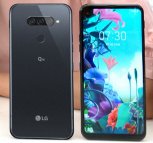Lg Q70