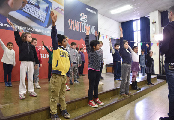 Samsung lancia Smart Coding nelle scuole per insegnare ai bambini ad essere creativi Samsung lancia Smart Coding nelle scuole per insegnare ai bambini ad essere creativi