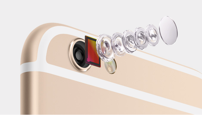 Apple annuncia ritiro e riparazione per iPhone difettosi, problema su fotocamera iSight Apple annuncia ritiro e riparazione per iPhone difettosi, problema su fotocamera iSight
