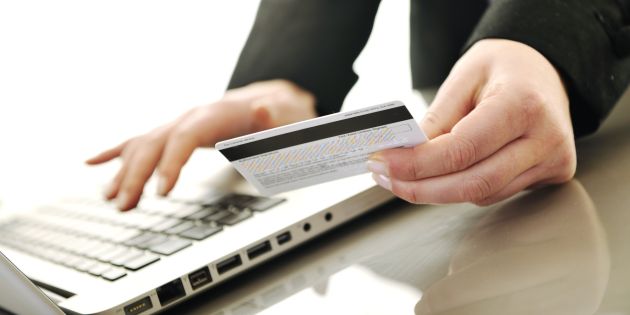 Online banking: come accedere dallo smartphone in modo sicuro Online banking: come accedere dallo smartphone in modo sicuro