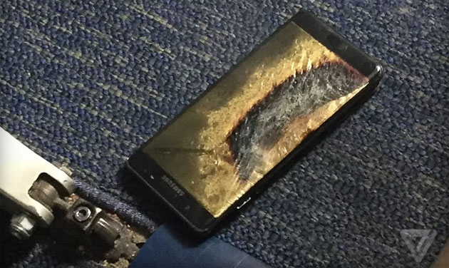Samsung sospende la produzione dei Galaxy Note 7 Samsung sospende la produzione dei Galaxy Note 7