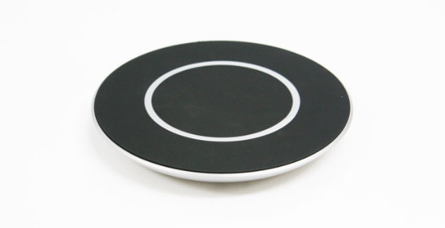 LG lancia Quick Pad, ricarica wireless veloce come il cavo LG lancia Quick Pad, ricarica wireless veloce come il cavo