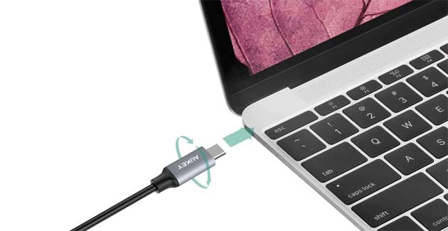 Google obbliga i produttori ad utilizzare uno standard unico per la ricarica rapida Google obbliga i produttori ad utilizzare uno standard unico per la ricarica rapida