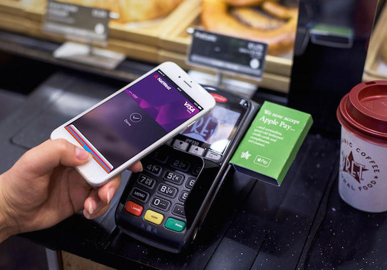 Apple Pay arriverà in Italia nel 2017 Apple Pay arriverà in Italia nel 2017