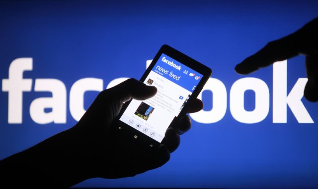 Facebook: la nuova IA Deep Text capisce tutto quello che scriviamo Facebook: la nuova IA Deep Text capisce tutto quello che scriviamo