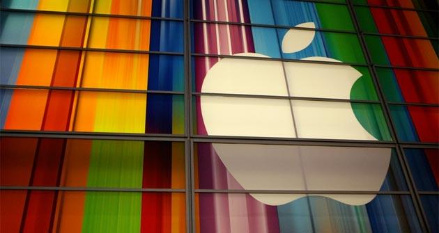 iPhone 8 avr la ricarica wireless, ma la scatola non contiene accessori n adattatori iPhone 8 avr la ricarica wireless, ma la scatola non contiene accessori n adattatori