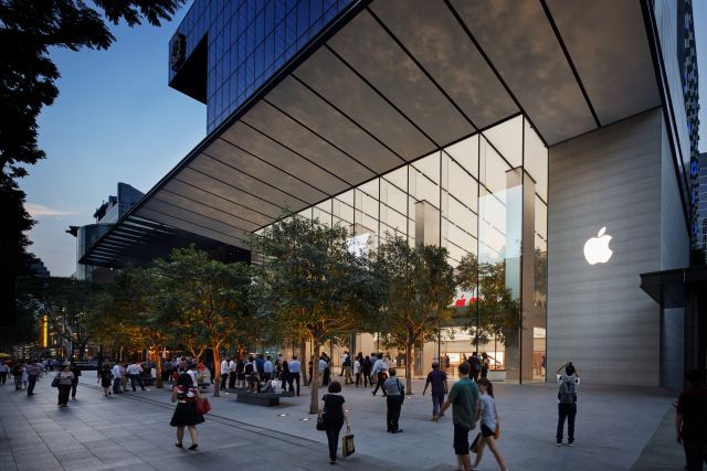 Apple: Un Super Apple Store apre a Singapore Apple: Un Super Apple Store apre a Singapore