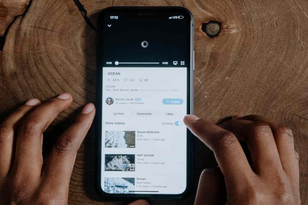 YouTube su smartphone