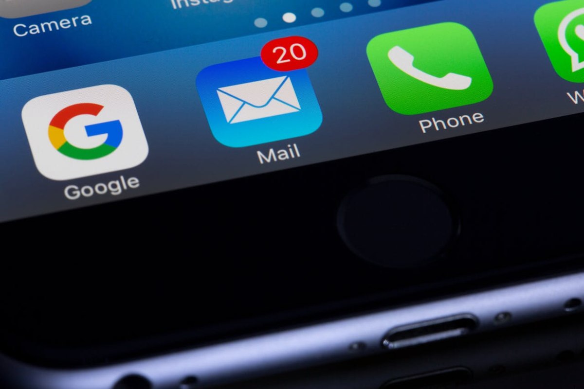 Icone e-mail su smartphone