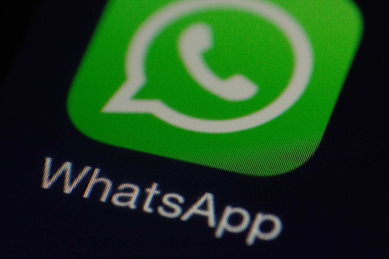 Facebook accuse monopolio Whatsapp e Instagram