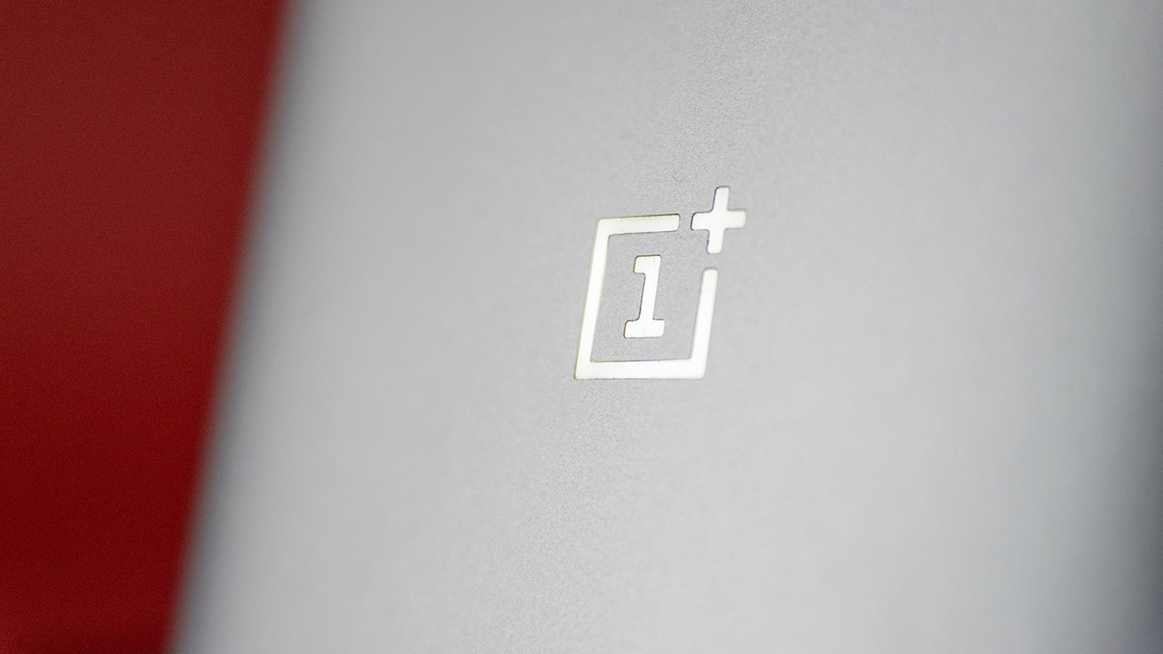 OnePlus 9 caratteristiche