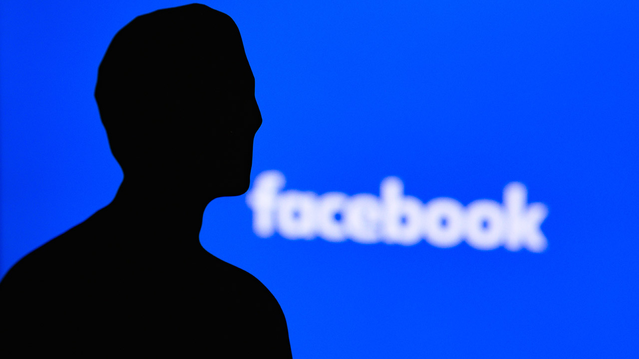 Facebook attacco hacker