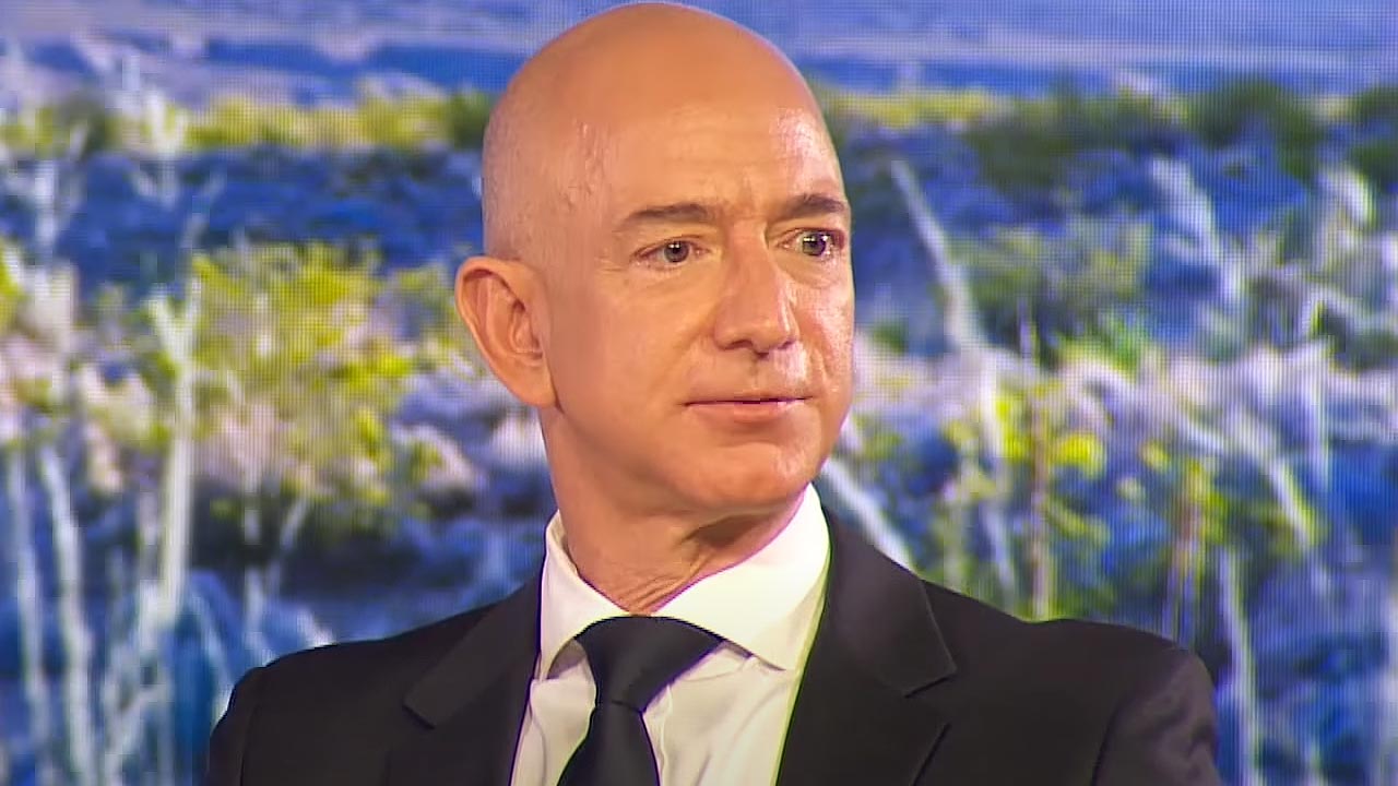 Jeff Bezos lascia CEO Amazon