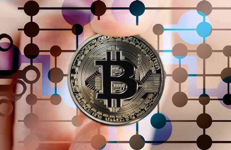 Bitcoin al bando in India SMALL