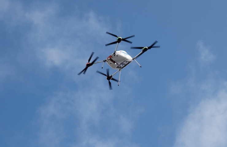 Samsung drone in volo