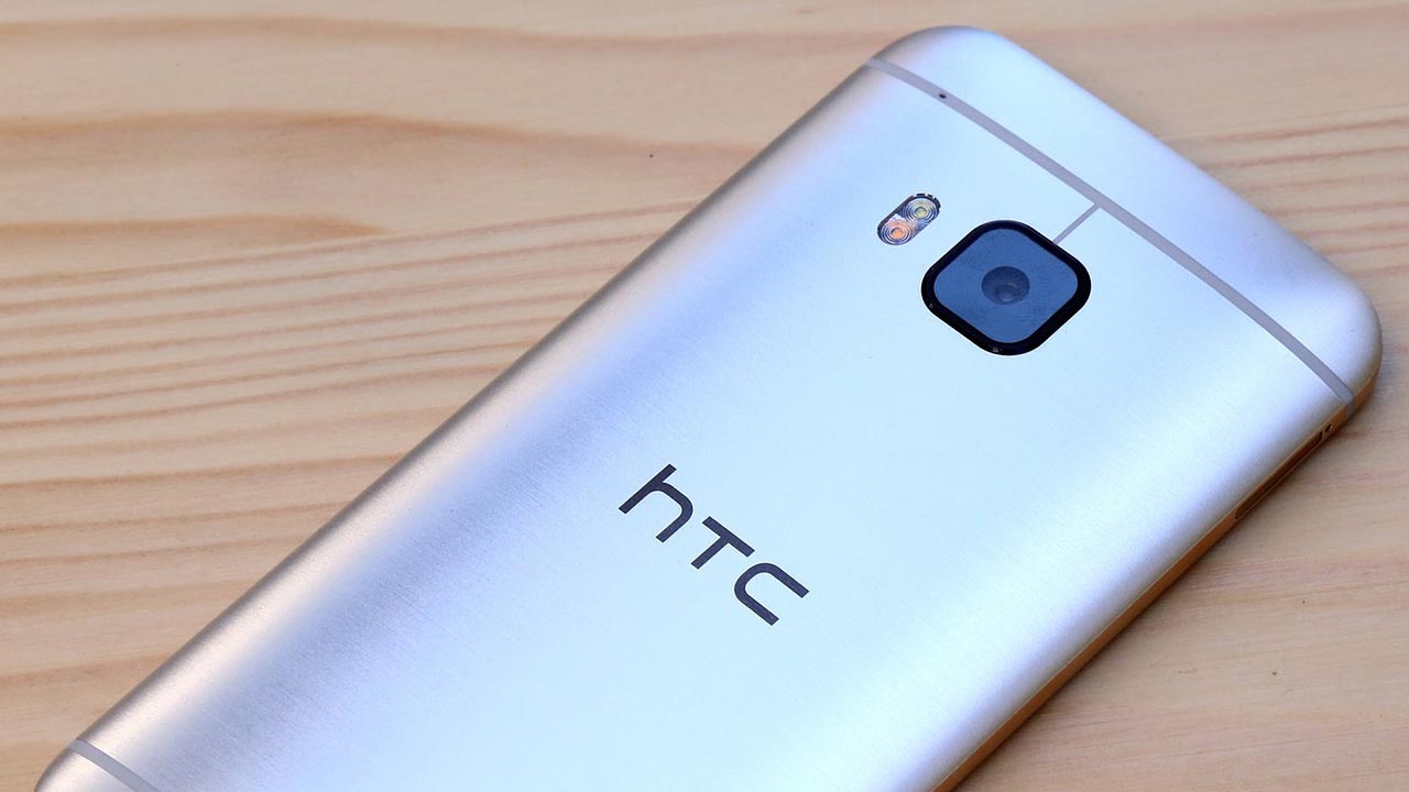 smartphone HTC 2021