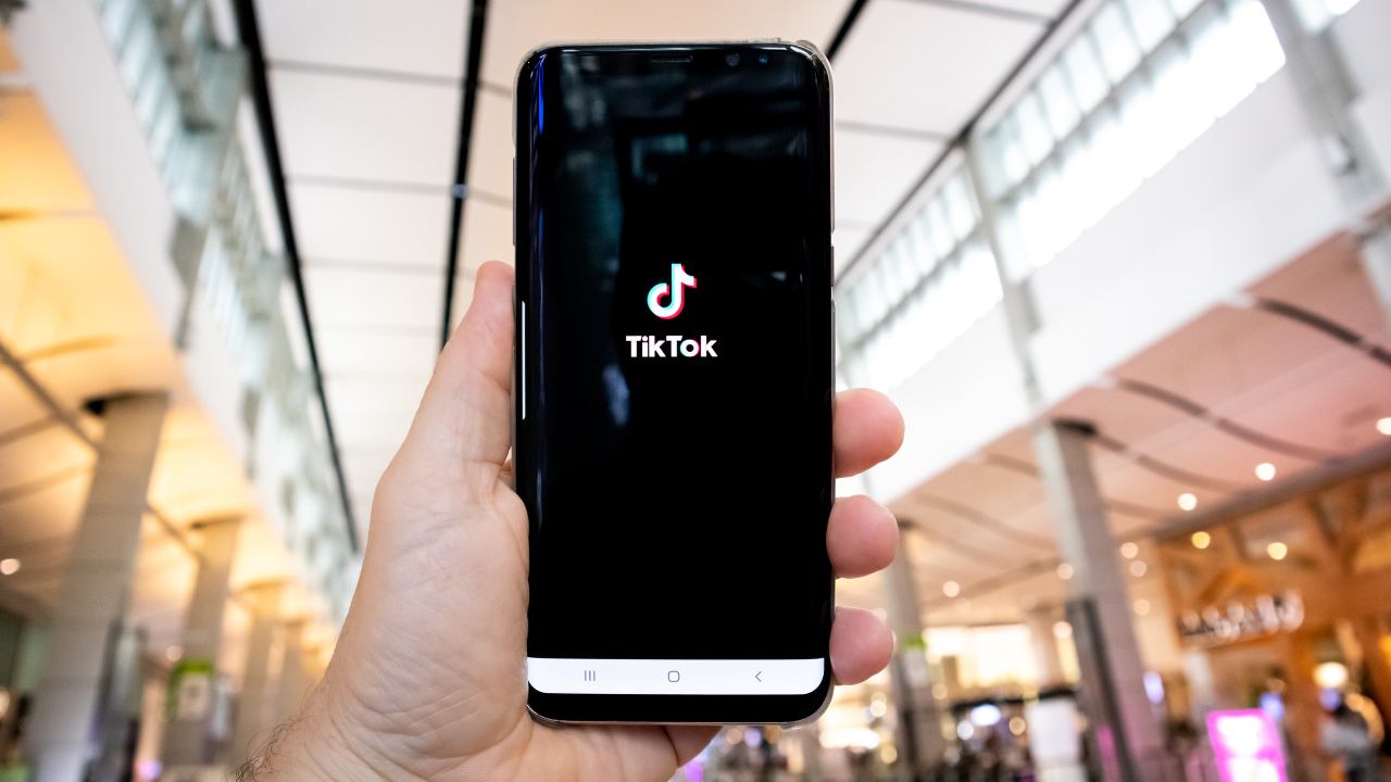 TikTok AI