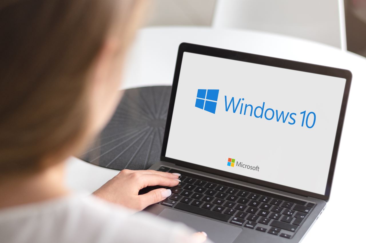 Windows 10 sta per andare in pensione (Adobe Stock)