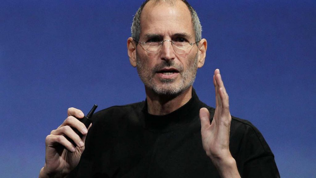 Il Manuale Di Istruzioni Di Apple II Autografato Da Steve Jobs Finisce 