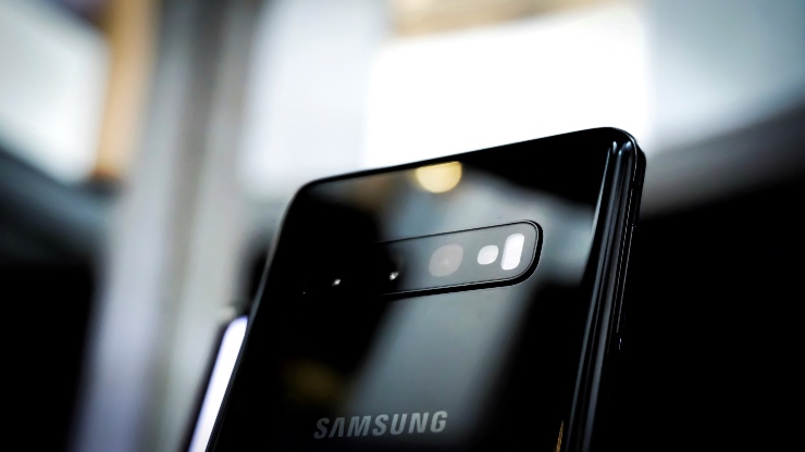 Samsung rimuovere pubblicità smartphone Galaxy