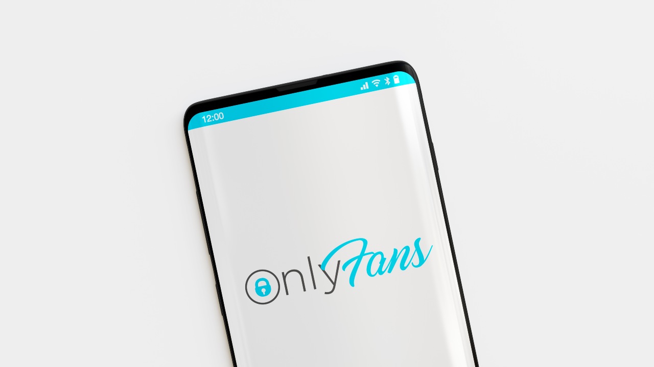 OnlyFans, un sito web che offre un servizio di intrattenimento tramite abbonamento (Adobe Stock)