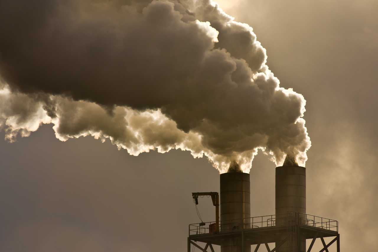 Stabilimento raccolta del carbonio (Adobe Stock)