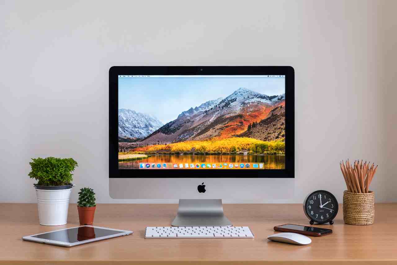 iMac (Adobe Stock)