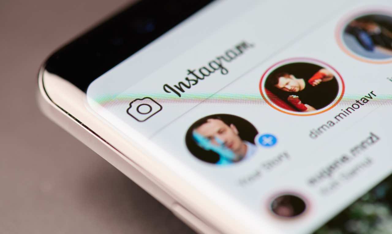 Instagram aggiornamento chat di gruppo Messenger