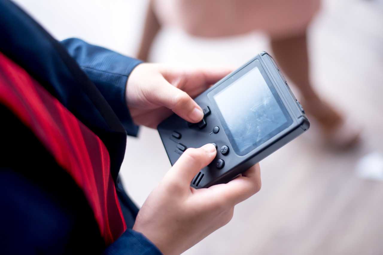 Game Boy (Adobe Stock)