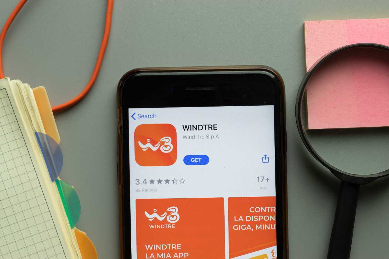 Wind Tre proroga Fuori Tutto con sconti su smartphone Huawei e Samsung fino  all'8 Settembre 2019 - , News, Telefonia