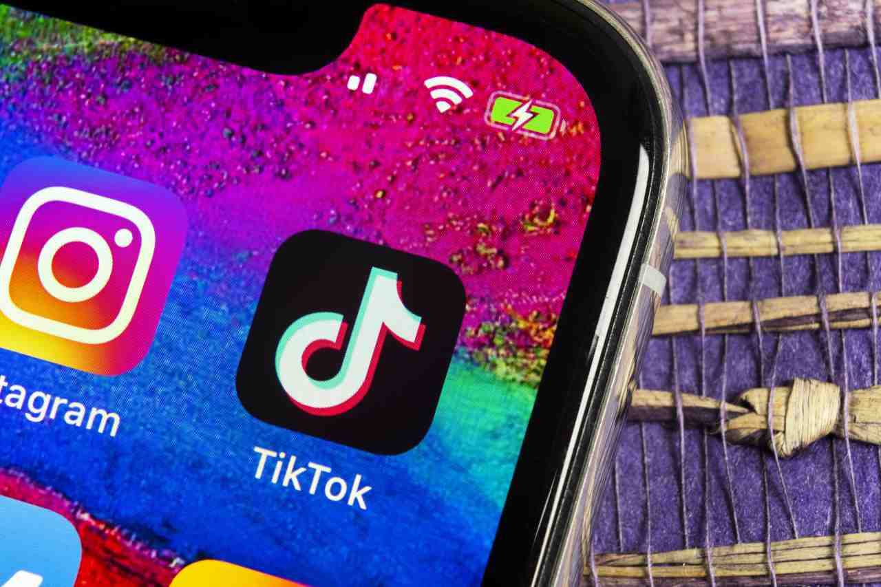 TikTok, social network cinese lanciato nel settembre 2016, inizialmente col nome musical.ly (Adobe Stock)