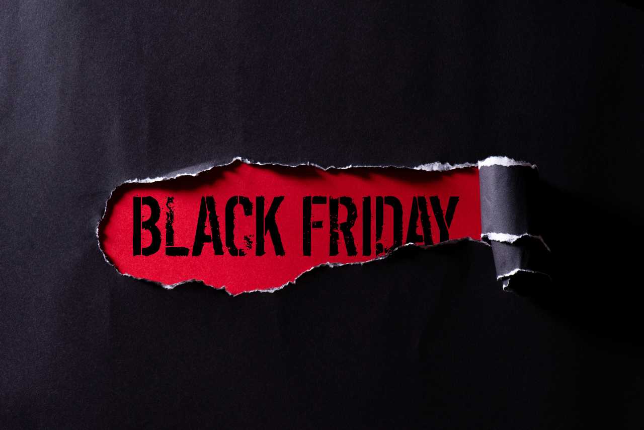 Black Friday (Adobe Stock)