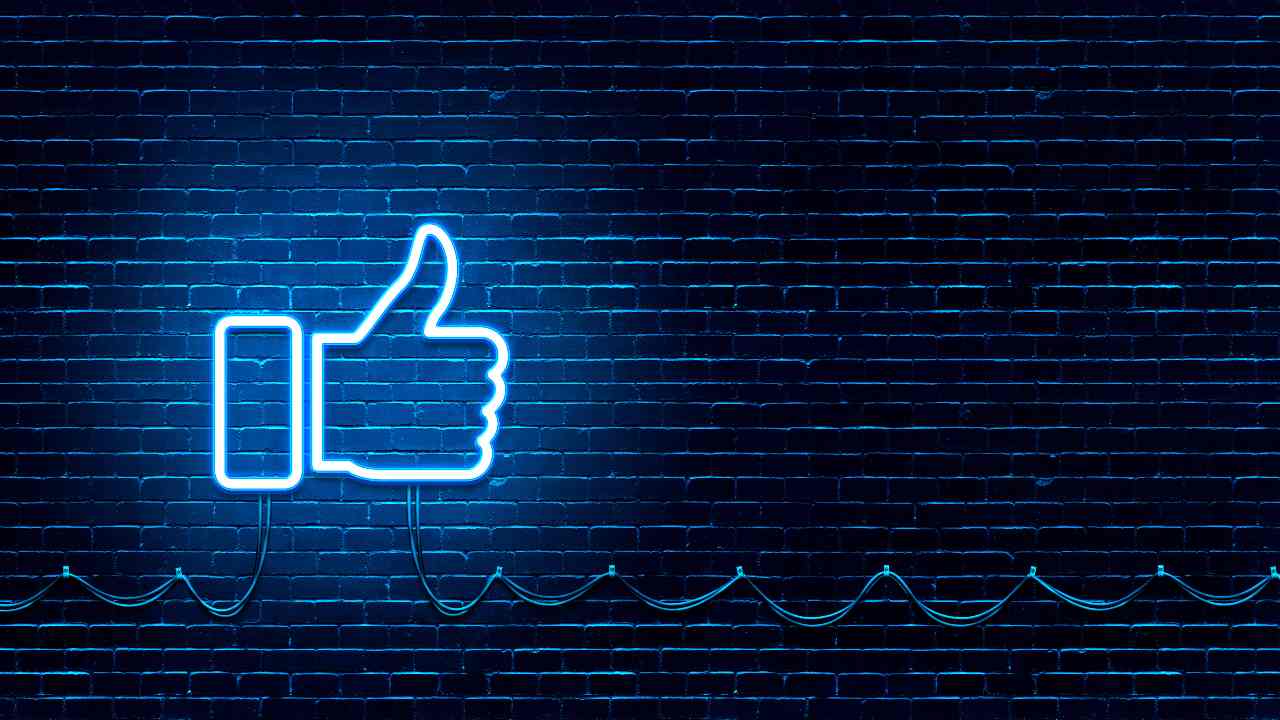 Facebook Like (Adobe Stock)