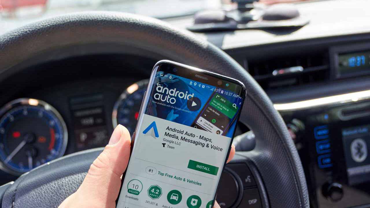 Android Auto smartphone modalità guida Assistant