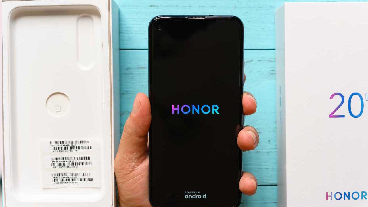 Honor Magic Fold smartphone pieghevole