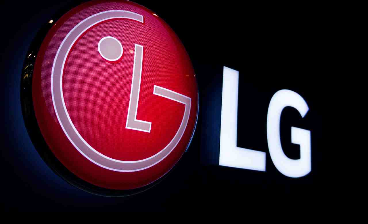 LG, il logo 20211226 cell