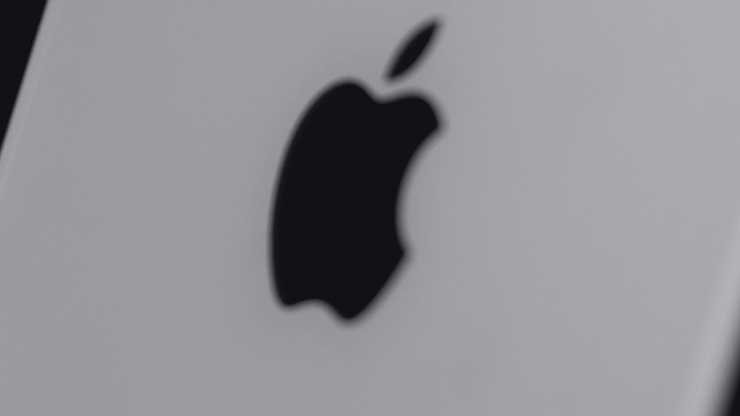 iPhone crisi chip Apple