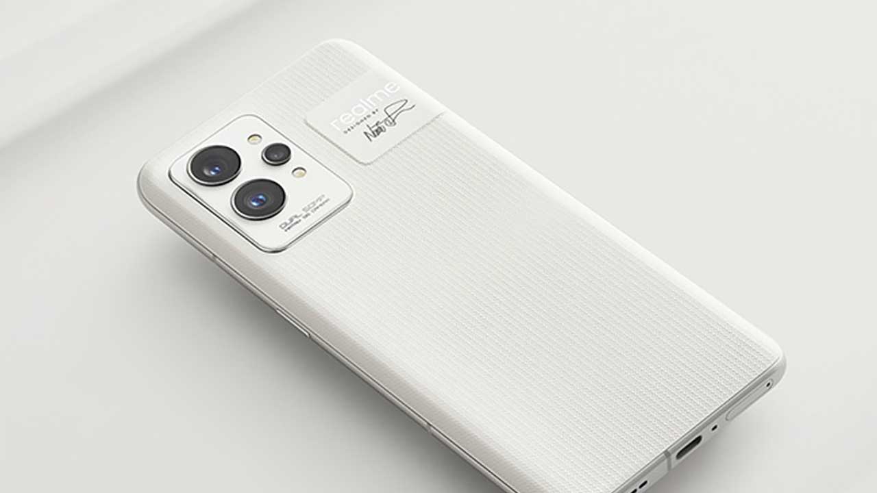 Realme GT2 Pro smartphone top di gamma 2022