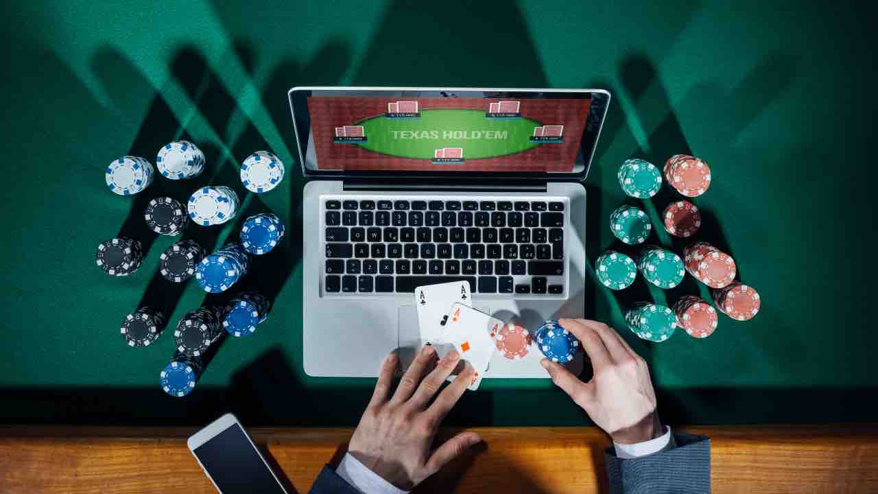 poker online 20220207 cellulari.it