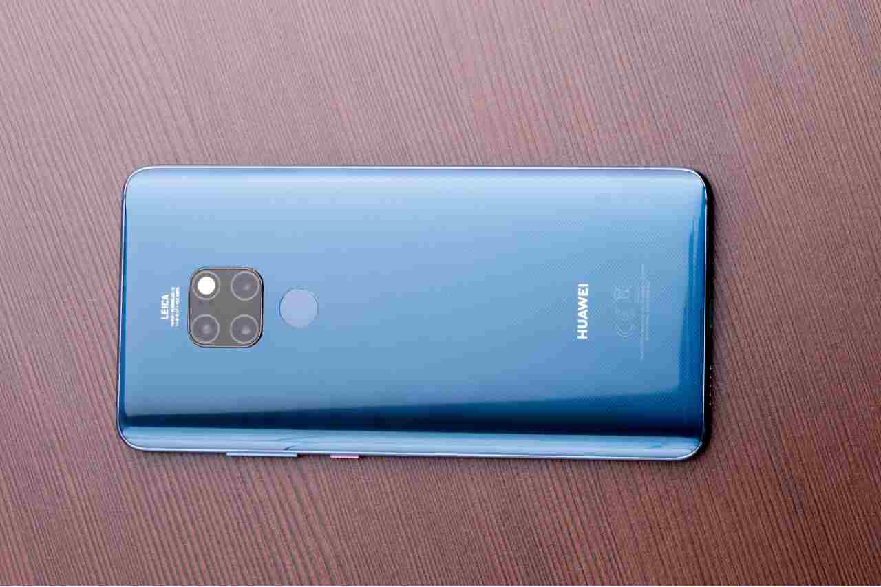 Huawei Mate 50 20220305 cell