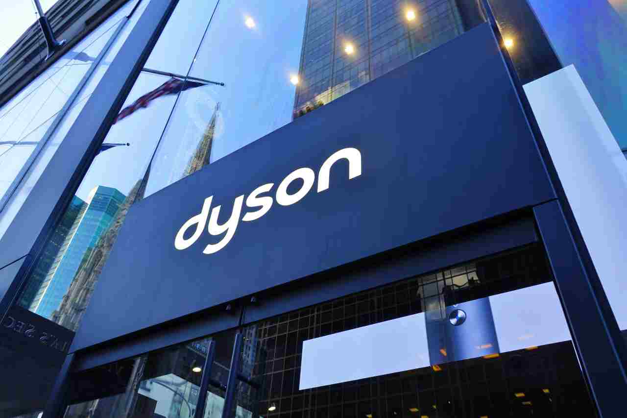 Dyson logo 20220401 cell