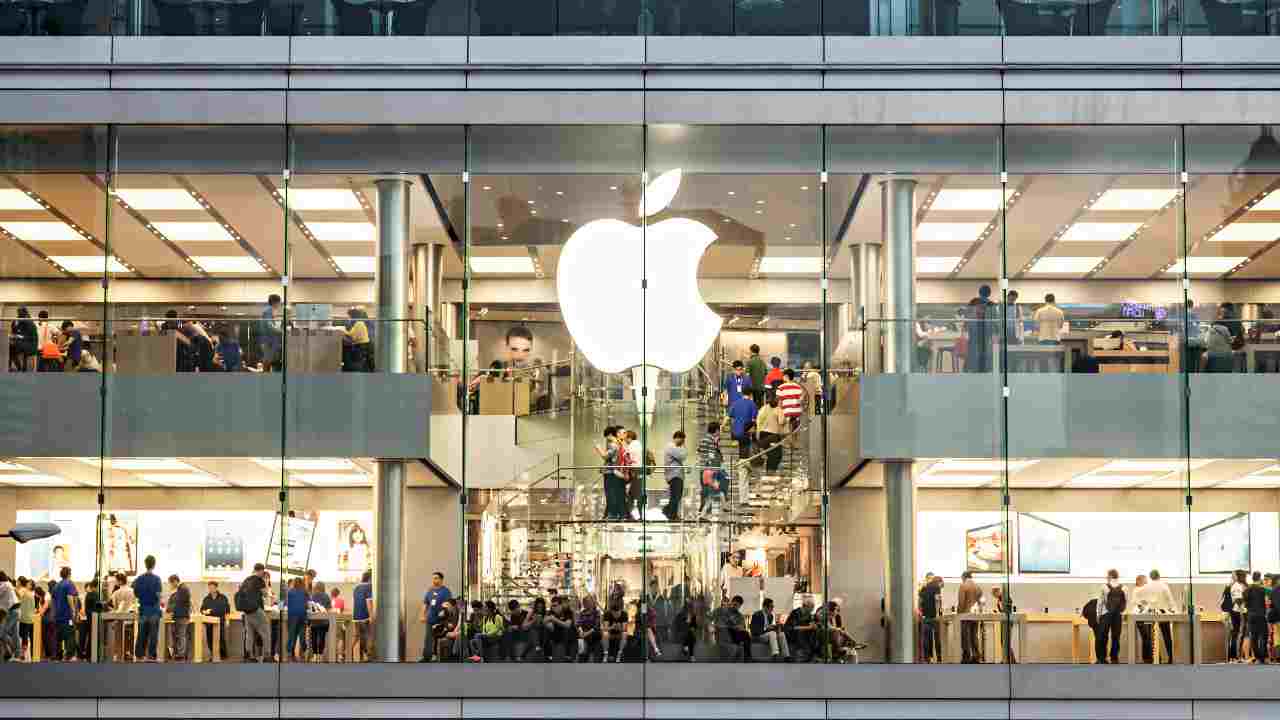 Apple Store (Adobe Stock)