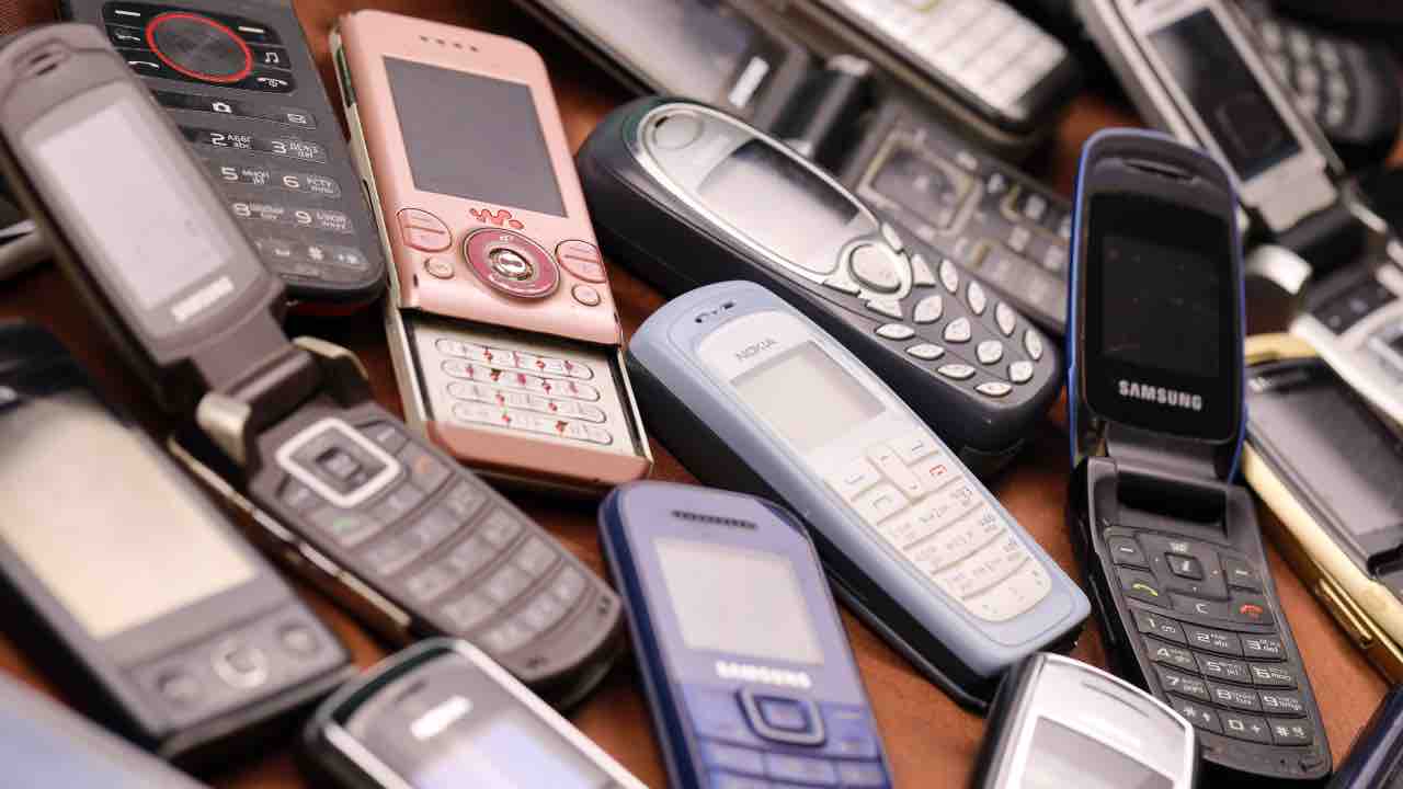 telefoni vecchi 20220905 cellulari.it