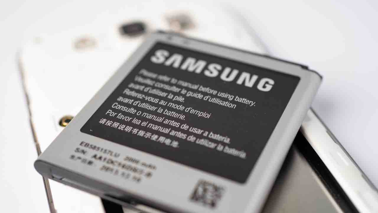 samsung batterie 20221009 cellulari.it
