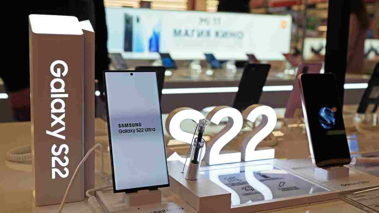 Galaxy S22 - Cellulari.it 20221104