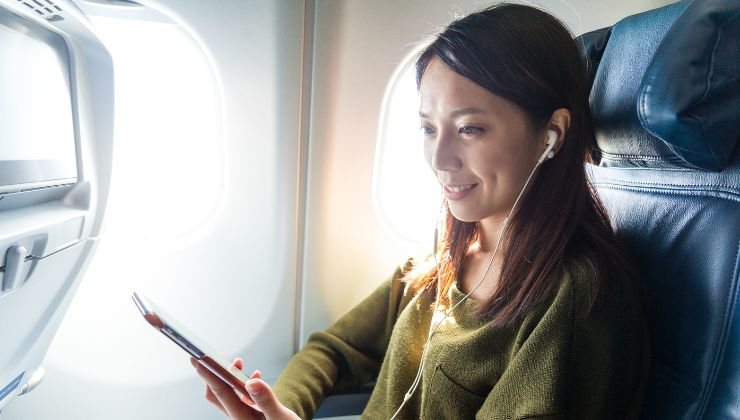 Usare cellulare in aereo quali rischi 