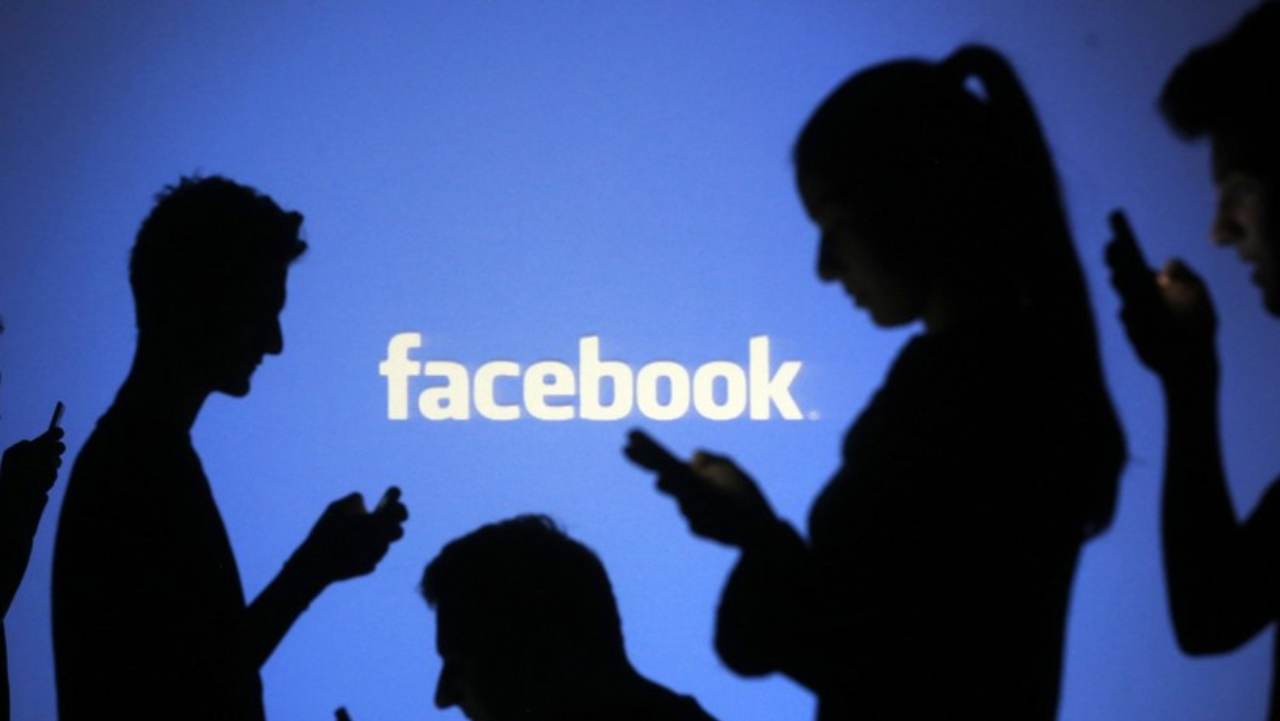 Facebook, la rimozione per l’applicazione è alle porte: gli utenti sono terrorizzati
