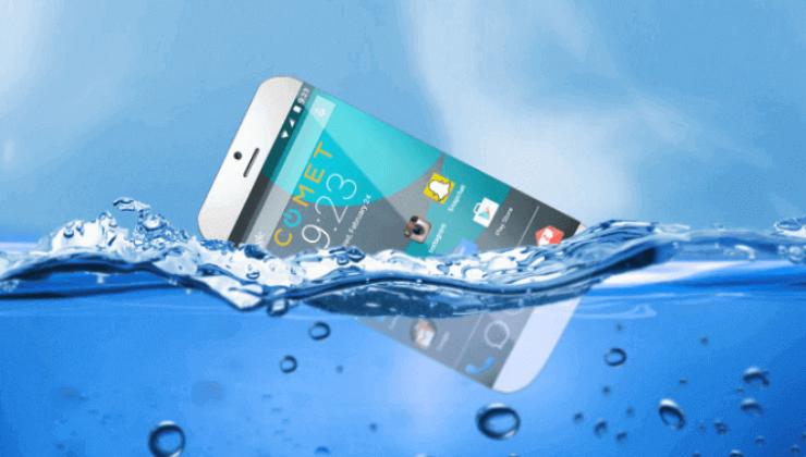 smartphone water