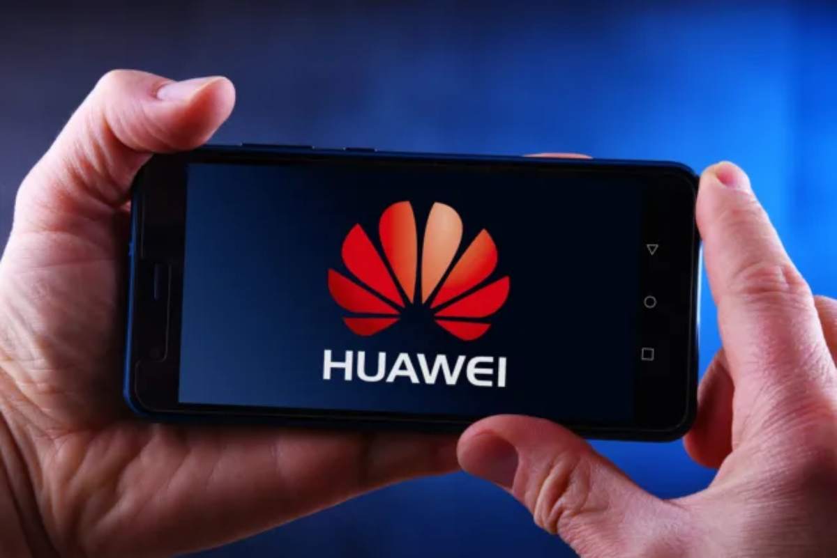 Huawei dice addio agli smartphone