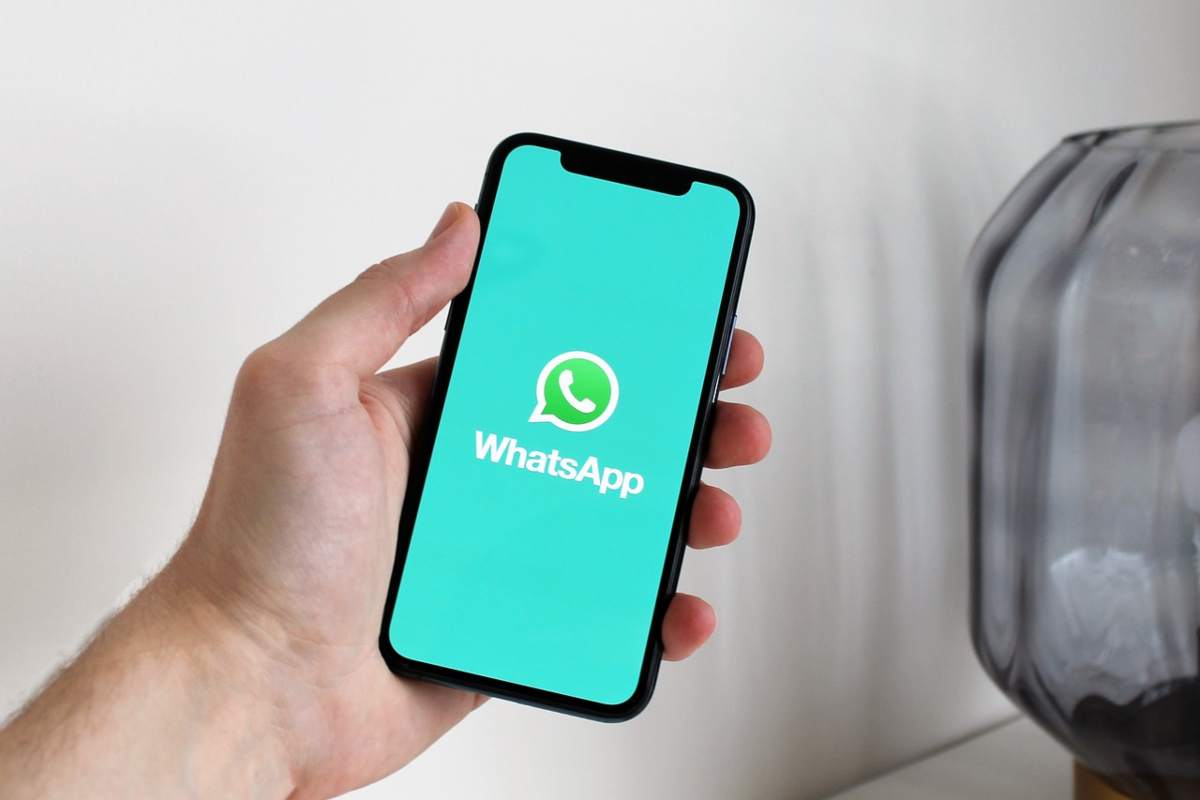 WhatsApp si aggiorna ancora